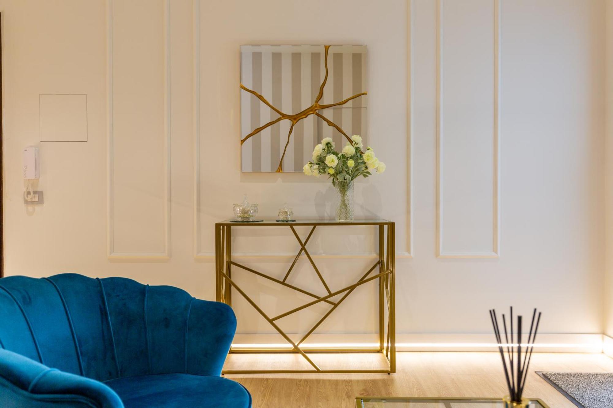 Casa Lounge Costituzione Hotel Cagliari Ngoại thất bức ảnh