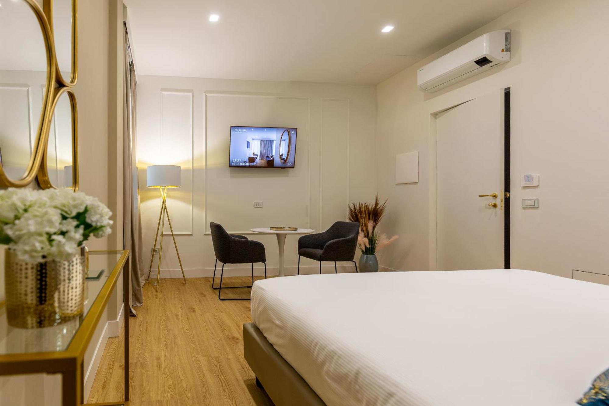 Casa Lounge Costituzione Hotel Cagliari Ngoại thất bức ảnh