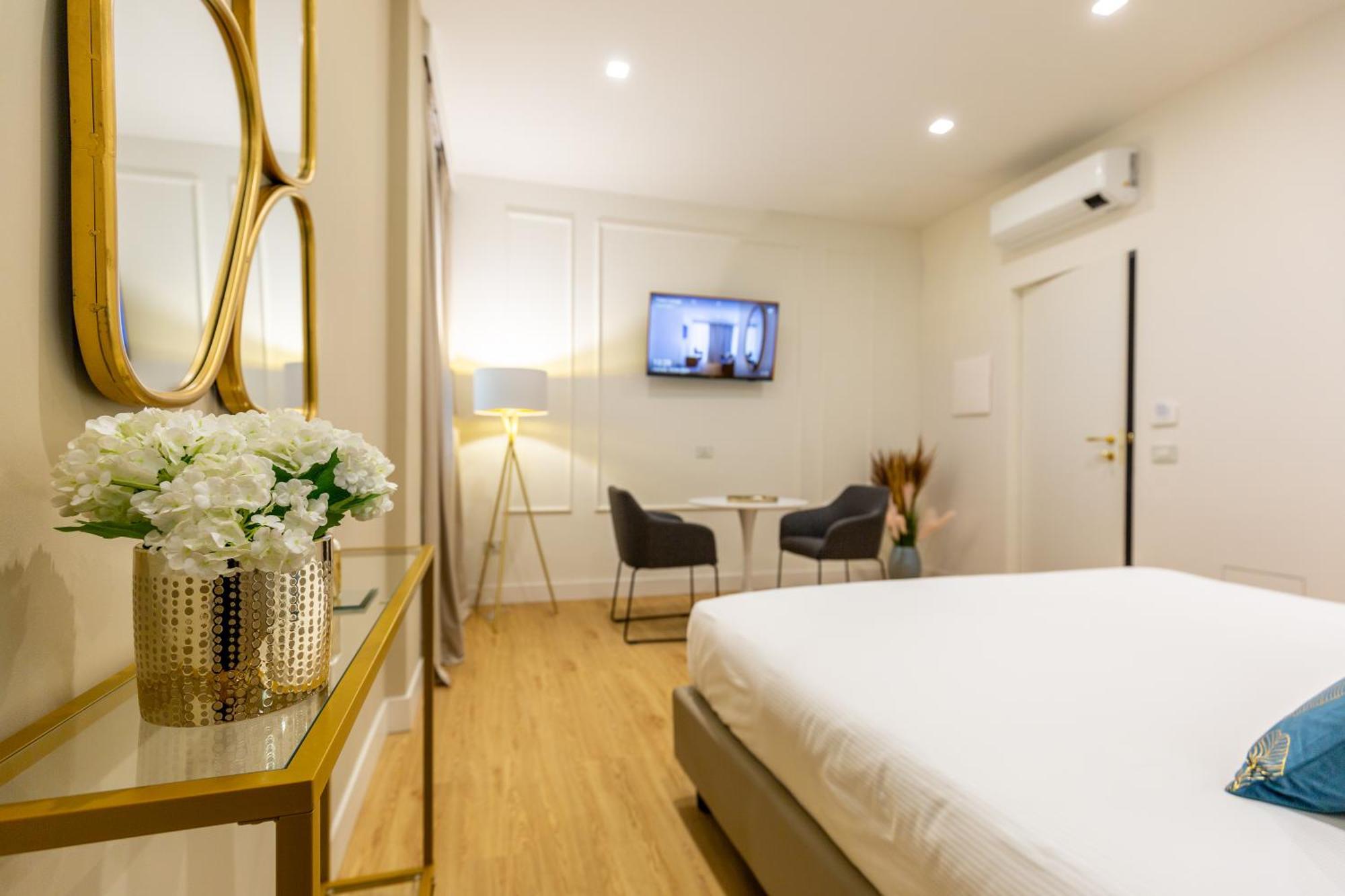 Casa Lounge Costituzione Hotel Cagliari Ngoại thất bức ảnh