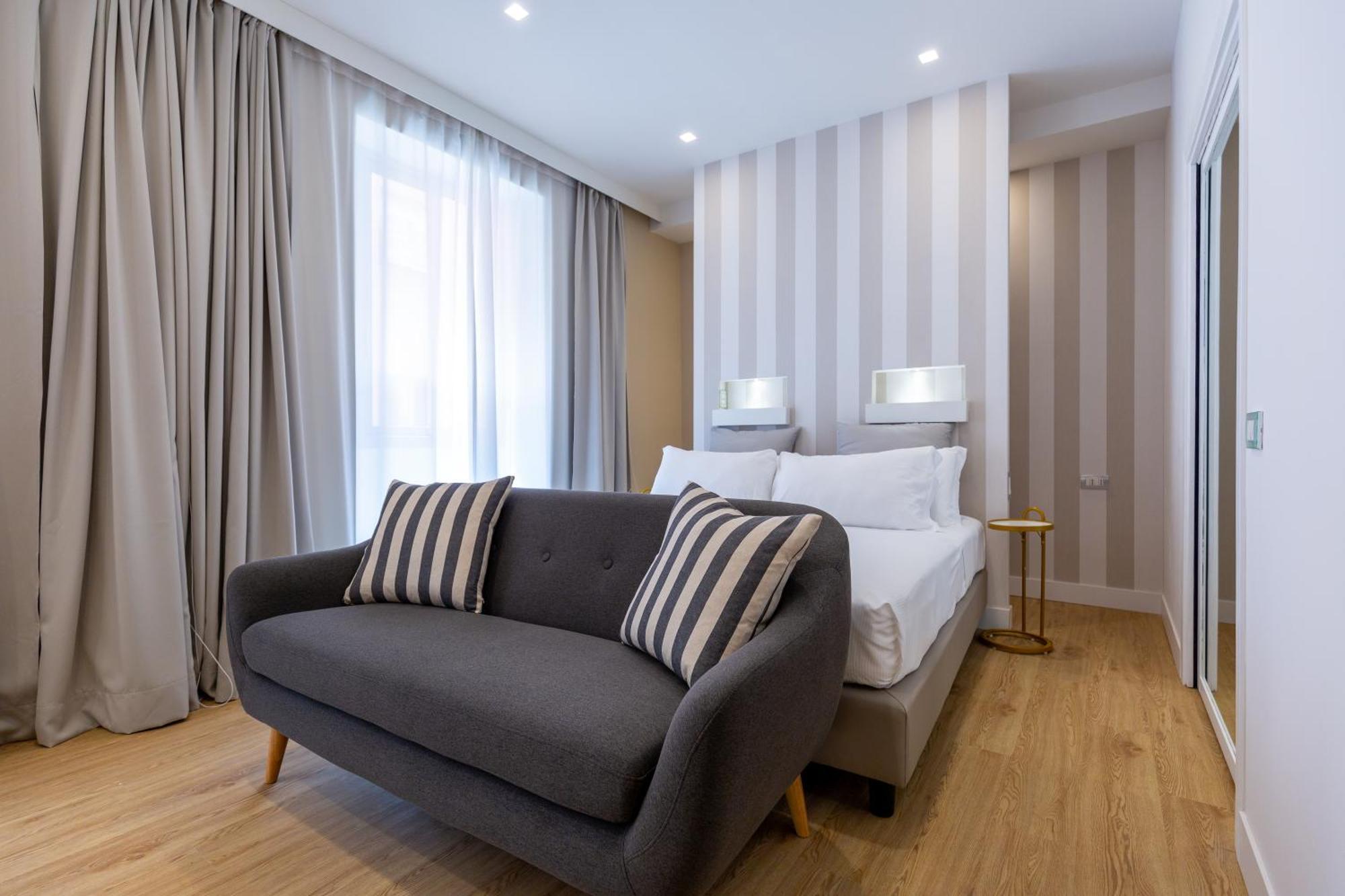 Casa Lounge Costituzione Hotel Cagliari Ngoại thất bức ảnh