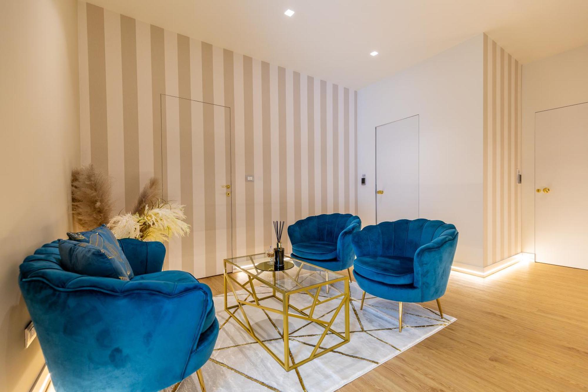 Casa Lounge Costituzione Hotel Cagliari Ngoại thất bức ảnh
