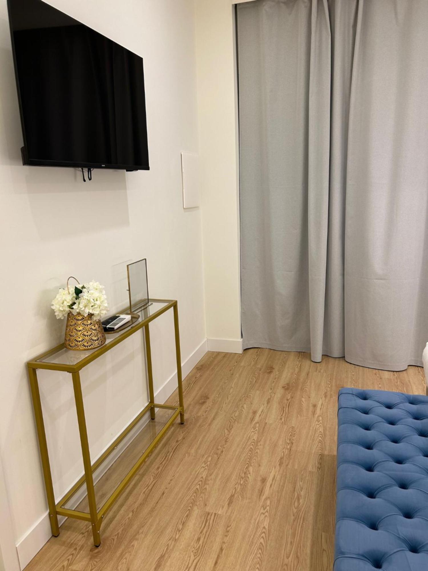 Casa Lounge Costituzione Hotel Cagliari Ngoại thất bức ảnh