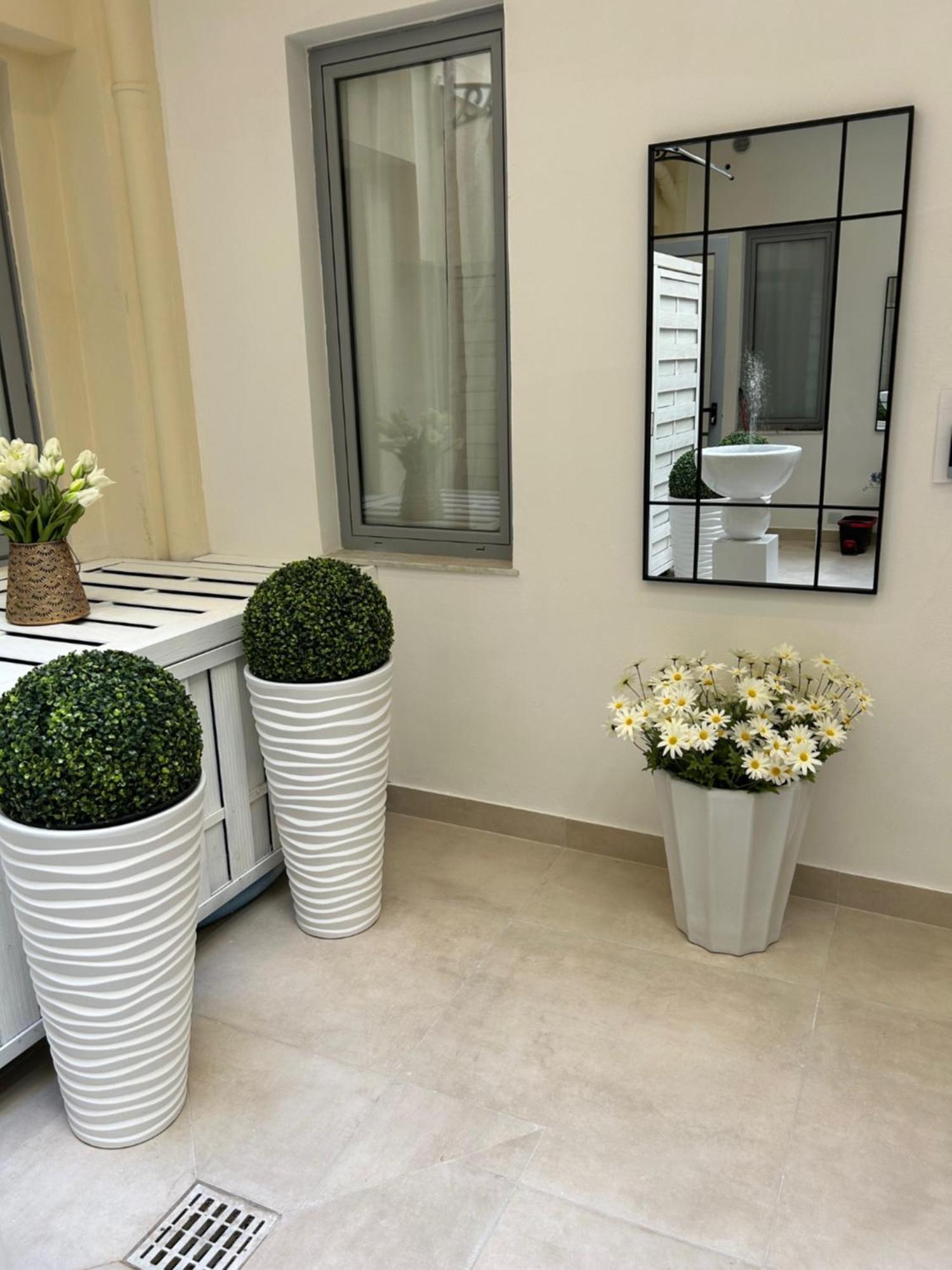 Casa Lounge Costituzione Hotel Cagliari Ngoại thất bức ảnh