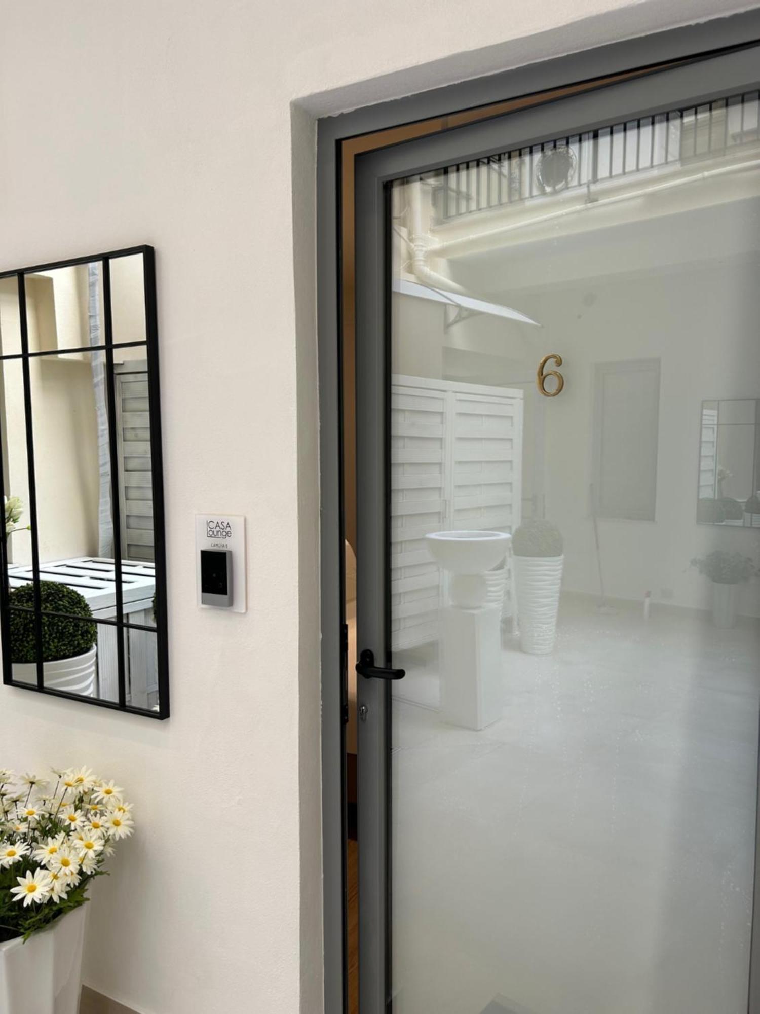 Casa Lounge Costituzione Hotel Cagliari Ngoại thất bức ảnh