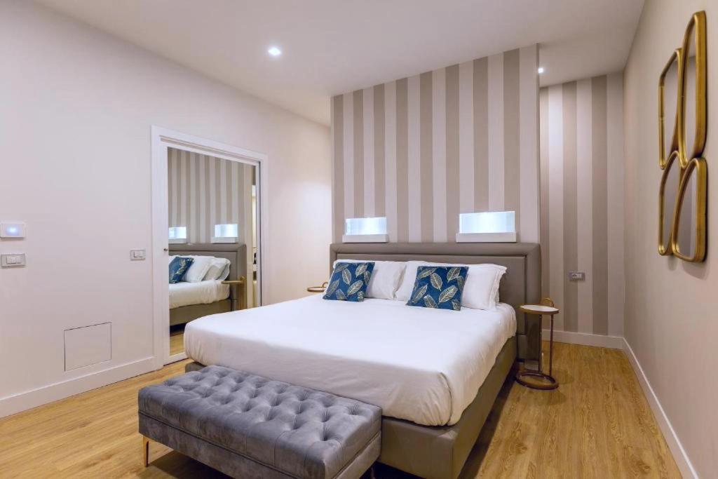 Casa Lounge Costituzione Hotel Cagliari Ngoại thất bức ảnh